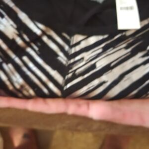 Striped Black and White Active Wear Top By Livi